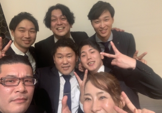 静かな日々の階段を