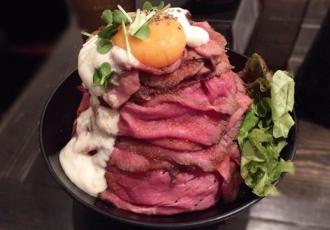 ローストビーフ丼