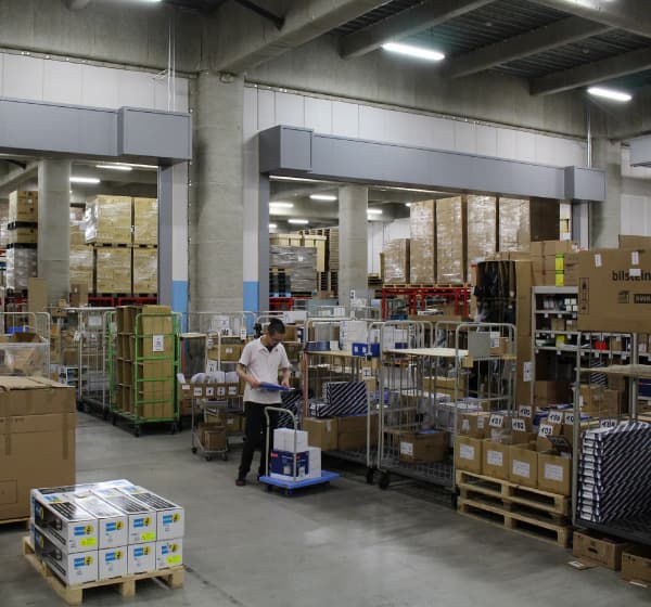 東日本パーツセンター