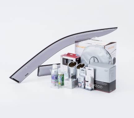 ACCESSORIES & CAR CARE